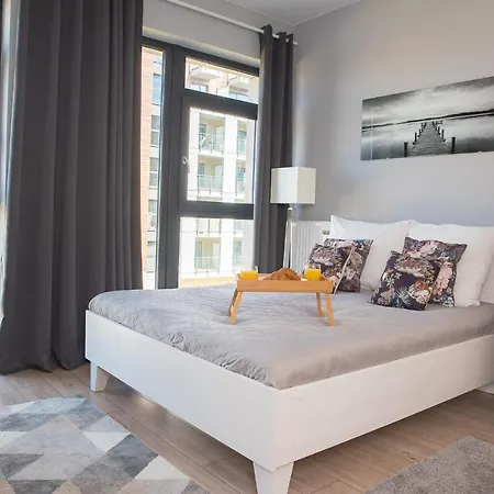 Lägenhet Easy Rent - Business Center 126, 24h Check-in *